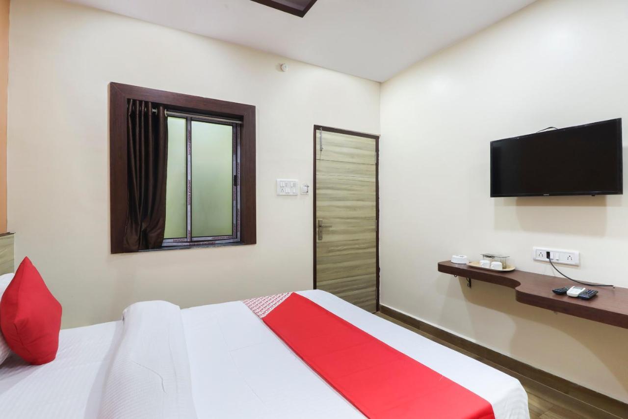 Capital O Hotel 7Th Heaven Jamshedpur Extérieur photo