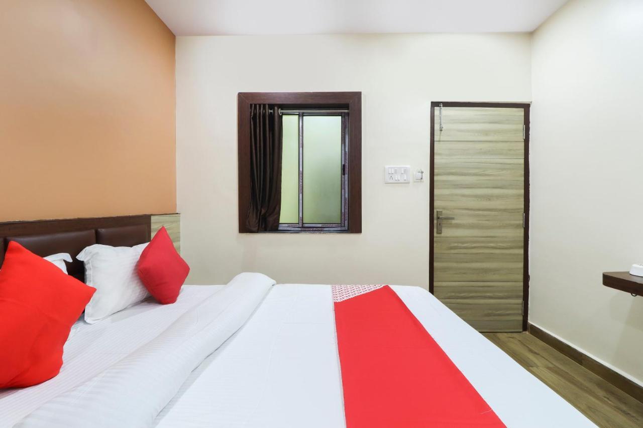 Capital O Hotel 7Th Heaven Jamshedpur Extérieur photo