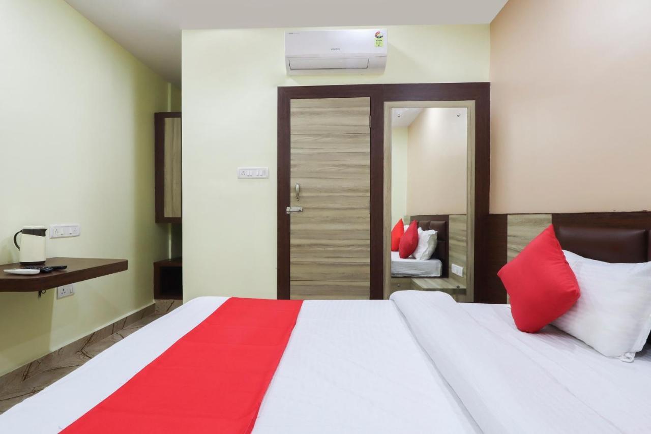 Capital O Hotel 7Th Heaven Jamshedpur Extérieur photo