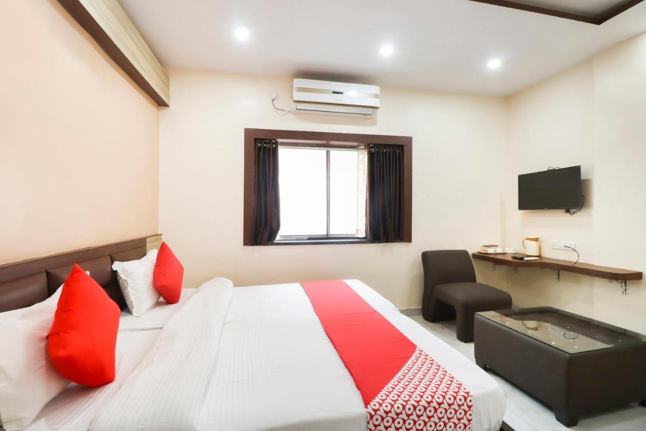 Capital O Hotel 7Th Heaven Jamshedpur Extérieur photo