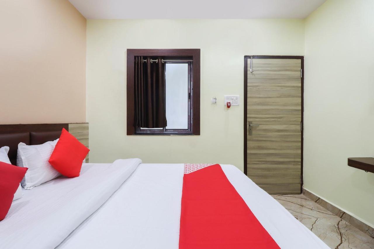 Capital O Hotel 7Th Heaven Jamshedpur Extérieur photo