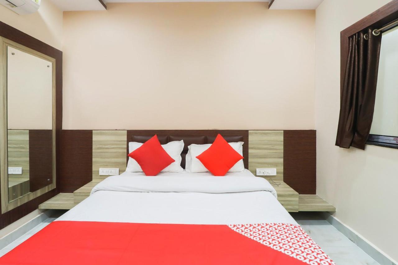 Capital O Hotel 7Th Heaven Jamshedpur Extérieur photo